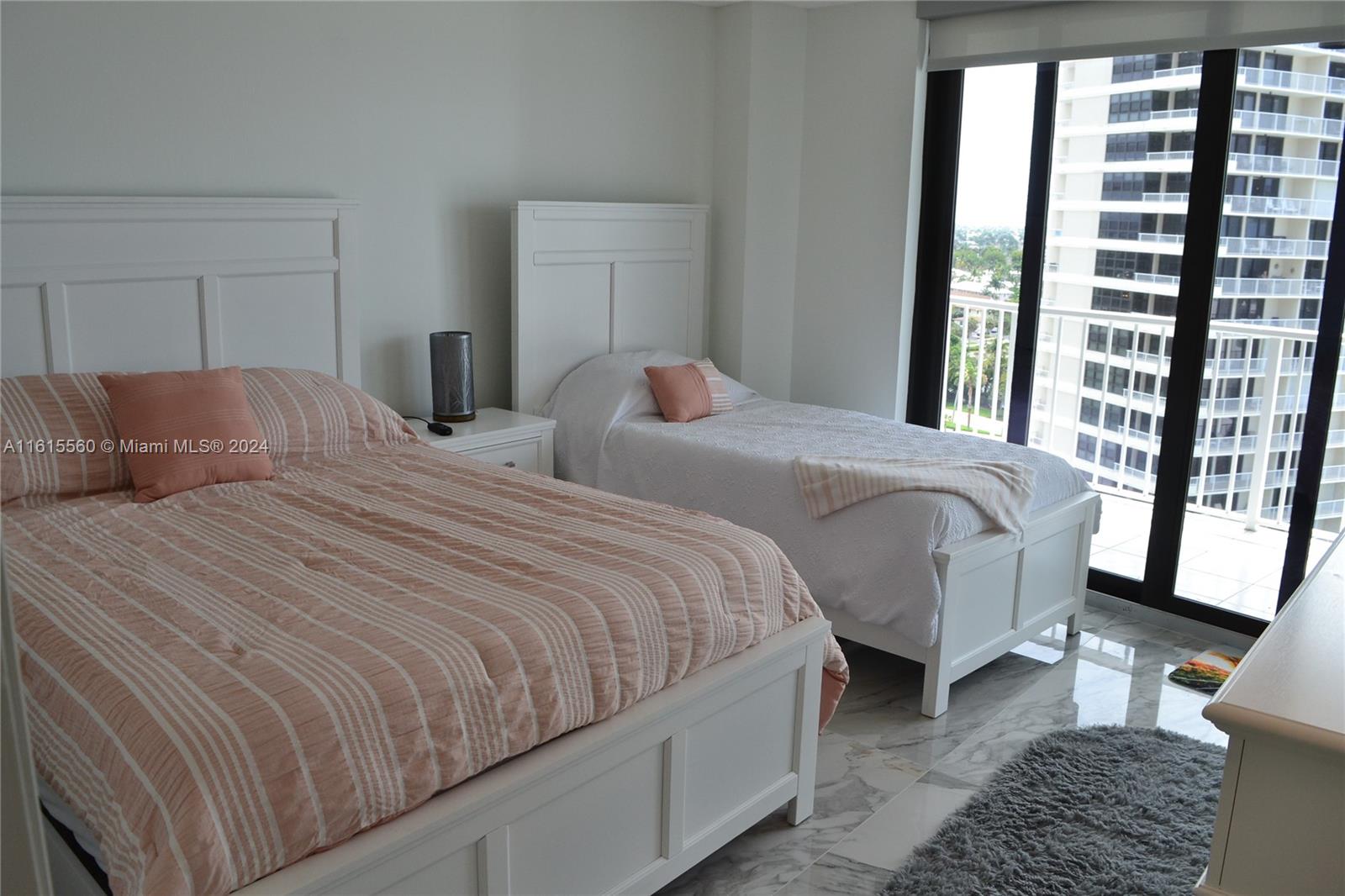 320 Seaview Court 2-1207 Property Photo 25