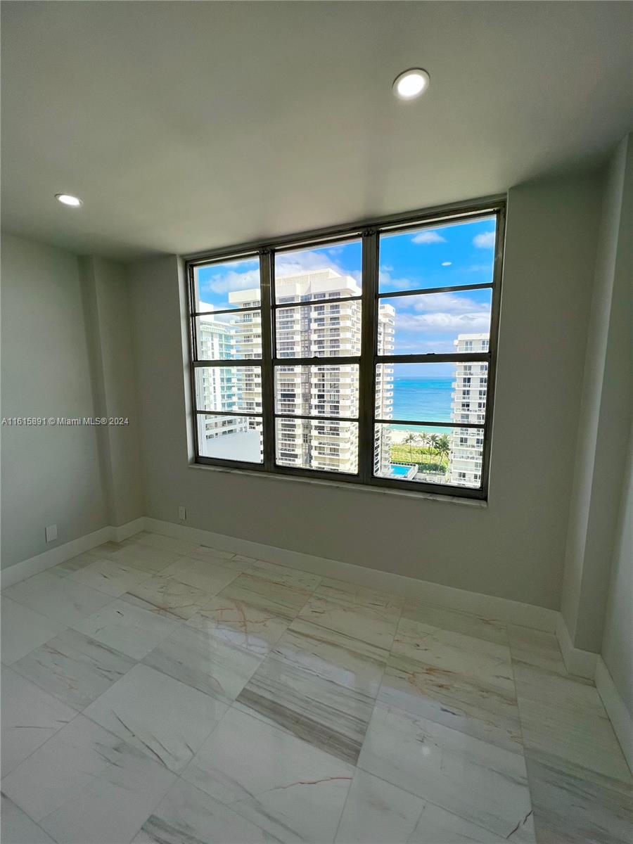 5700 Collins Ave 16b Property Photo 22