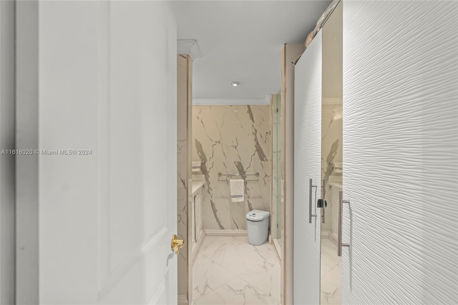 11111 Biscayne Blvd 21b Property Photo 42