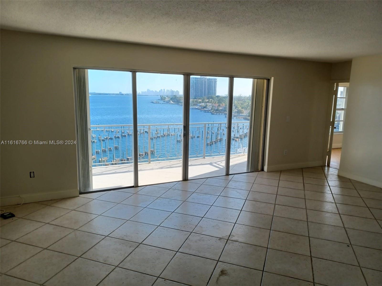 11111 Biscayne Blvd 7c/705 Property Photo 6