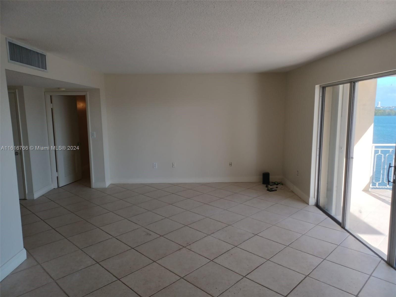 11111 Biscayne Blvd 7c/705 Property Photo 7