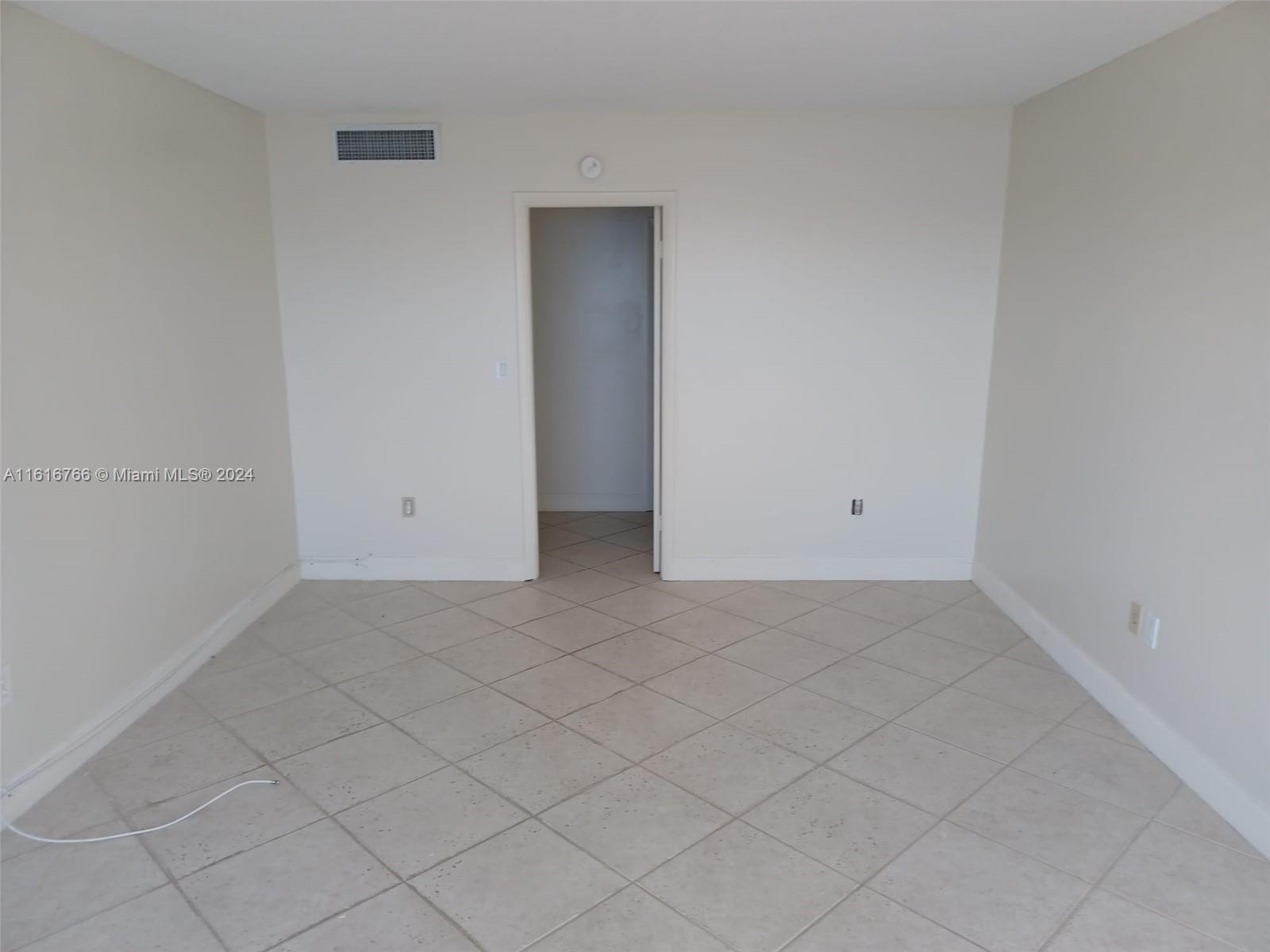 11111 Biscayne Blvd 7c/705 Property Photo 13