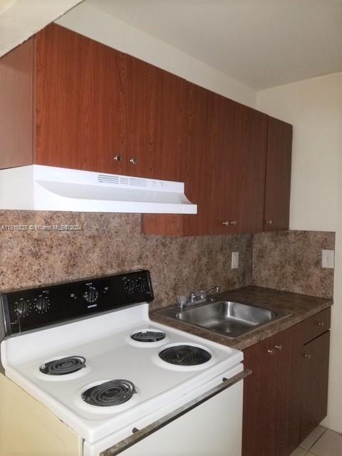 2230 Madison St 08 Property Photo 4