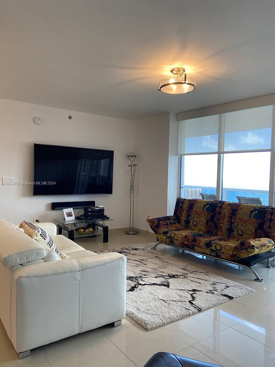 18911 Collins Ave 1003 Property Photo 11