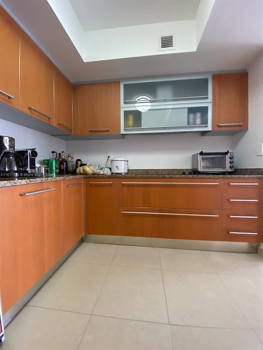 18911 Collins Ave 1003 Property Photo 18