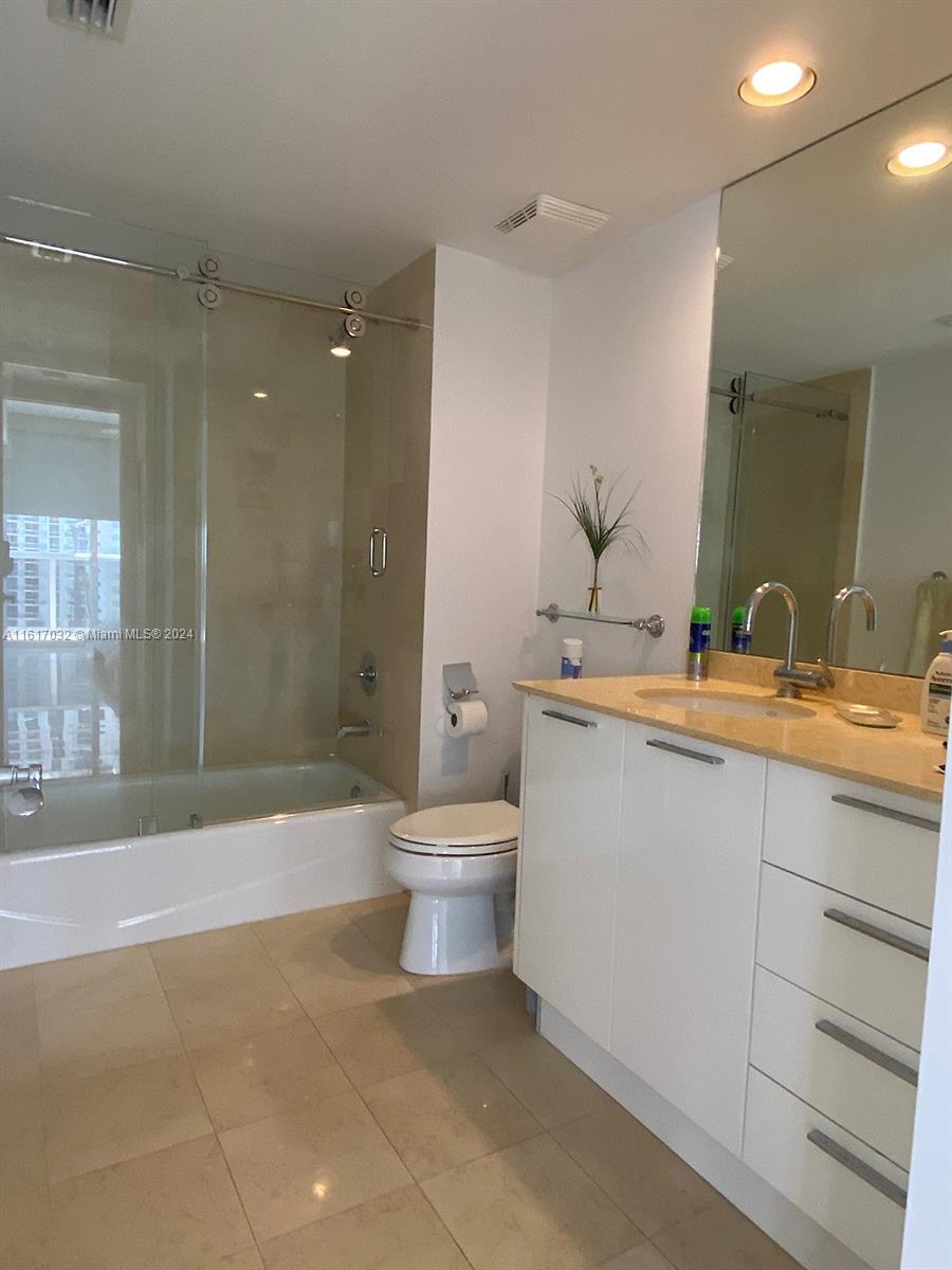 18911 Collins Ave 1003 Property Photo 26