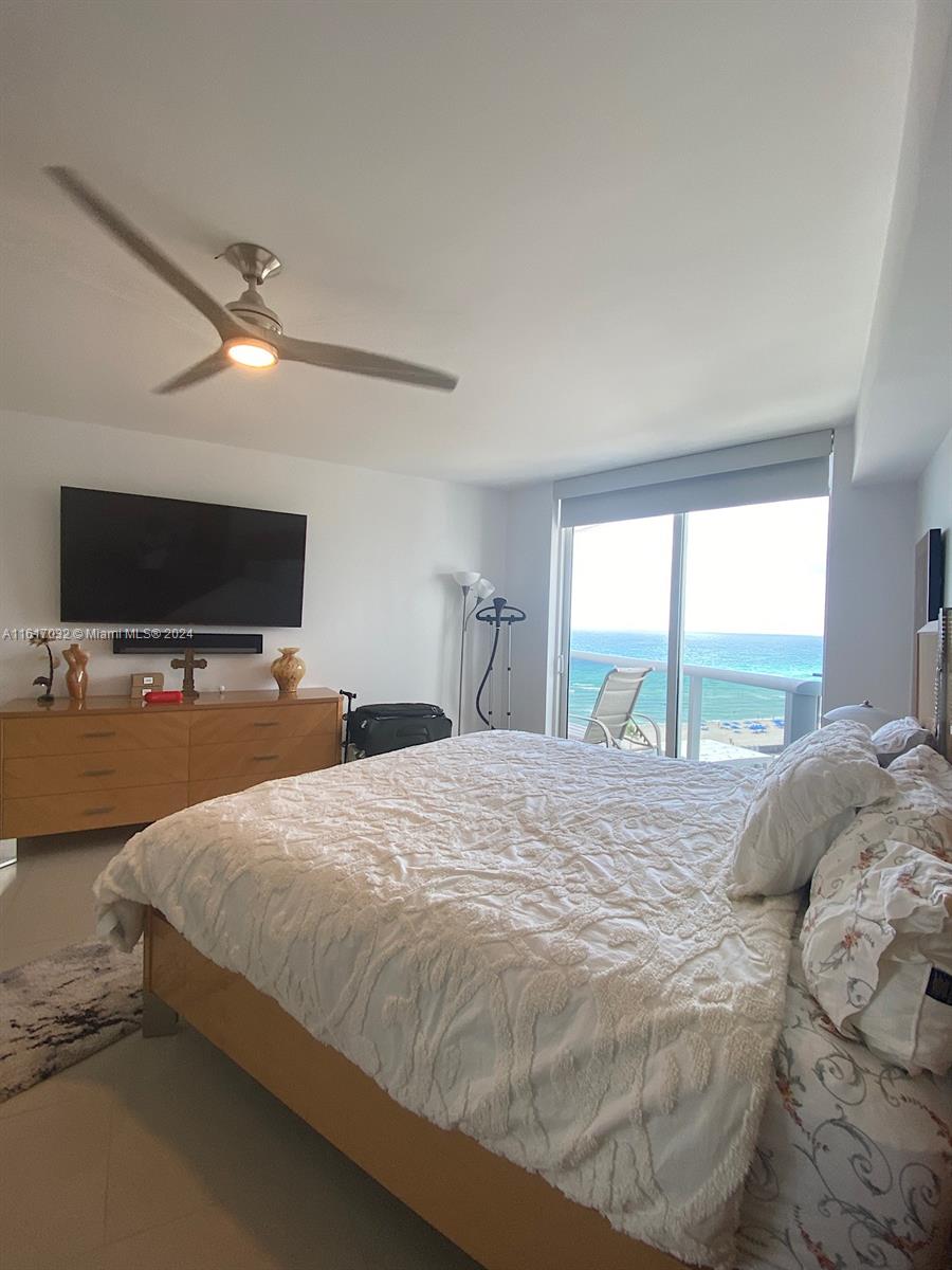 18911 Collins Ave 1003 Property Photo 28