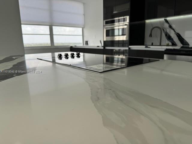 18011 Biscayne Blvd 1605 Property Photo 6