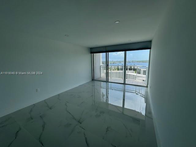 18011 Biscayne Blvd 1605 Property Photo 33