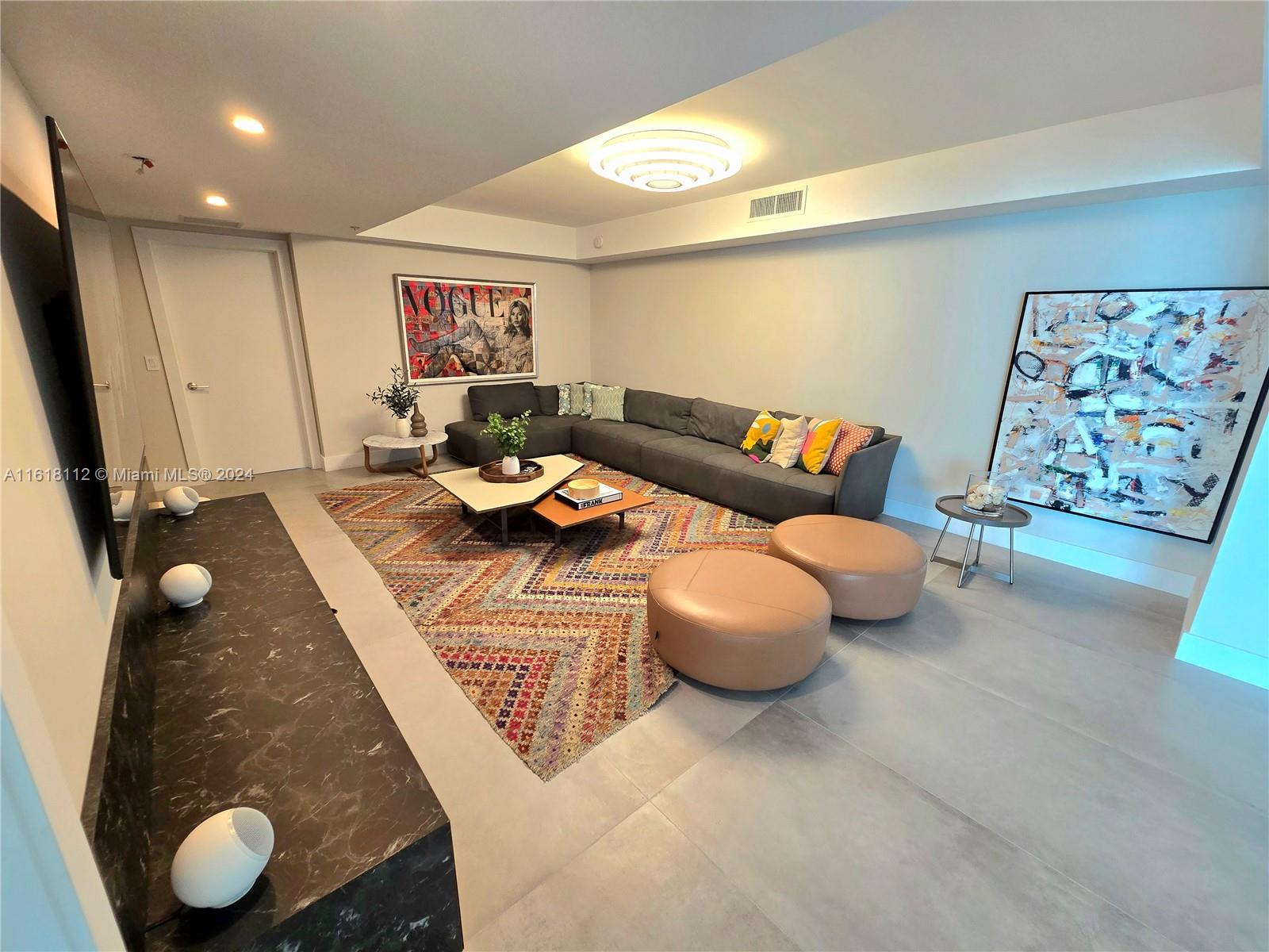 330 Sunny Isles Blvd 5-2404 Property Photo 3