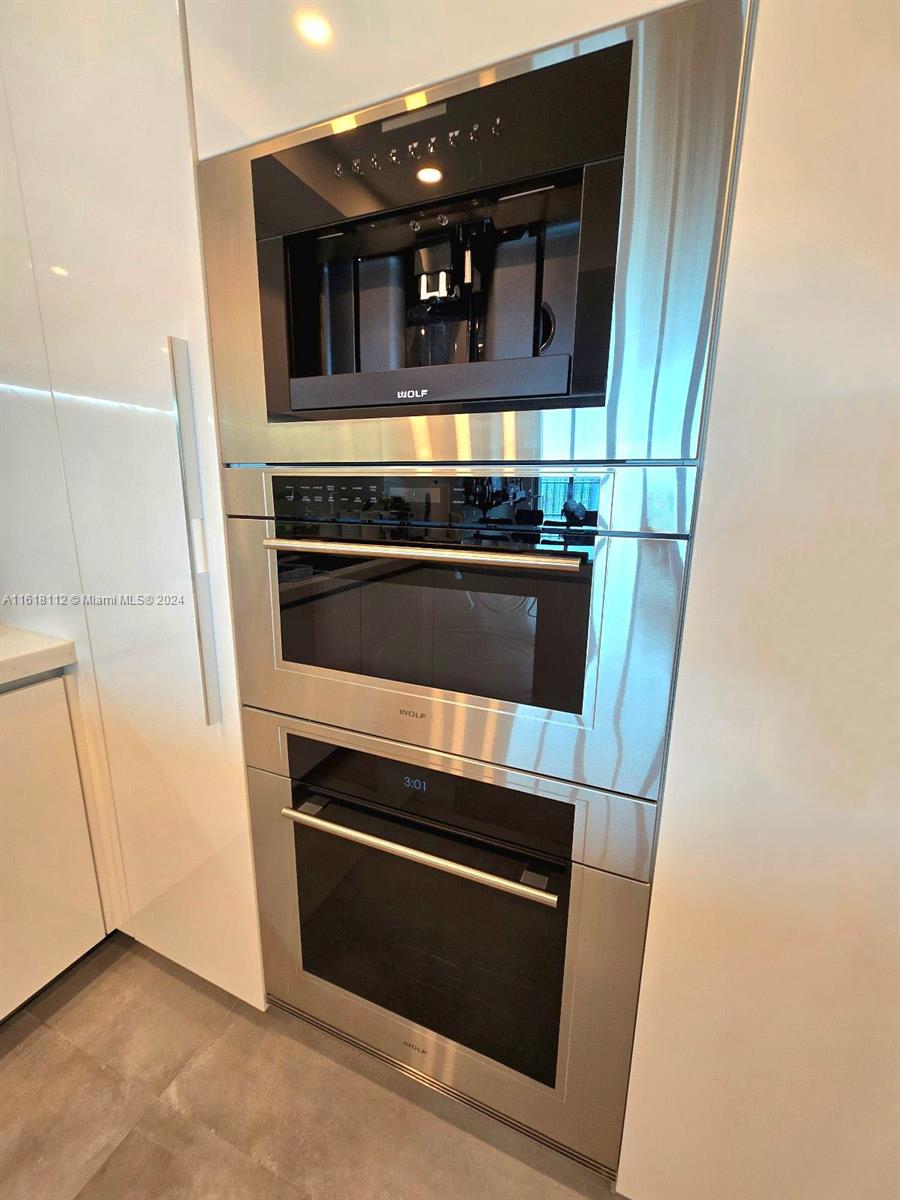 330 Sunny Isles Blvd 5-2404 Property Photo 18