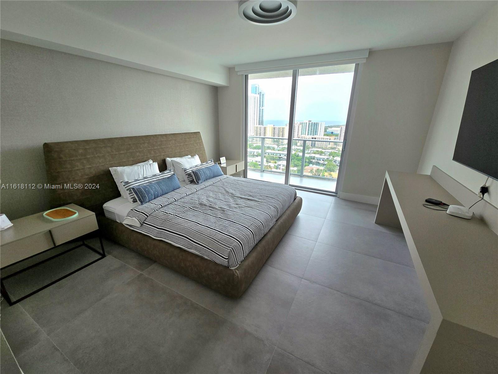 330 Sunny Isles Blvd 5-2404 Property Photo 22