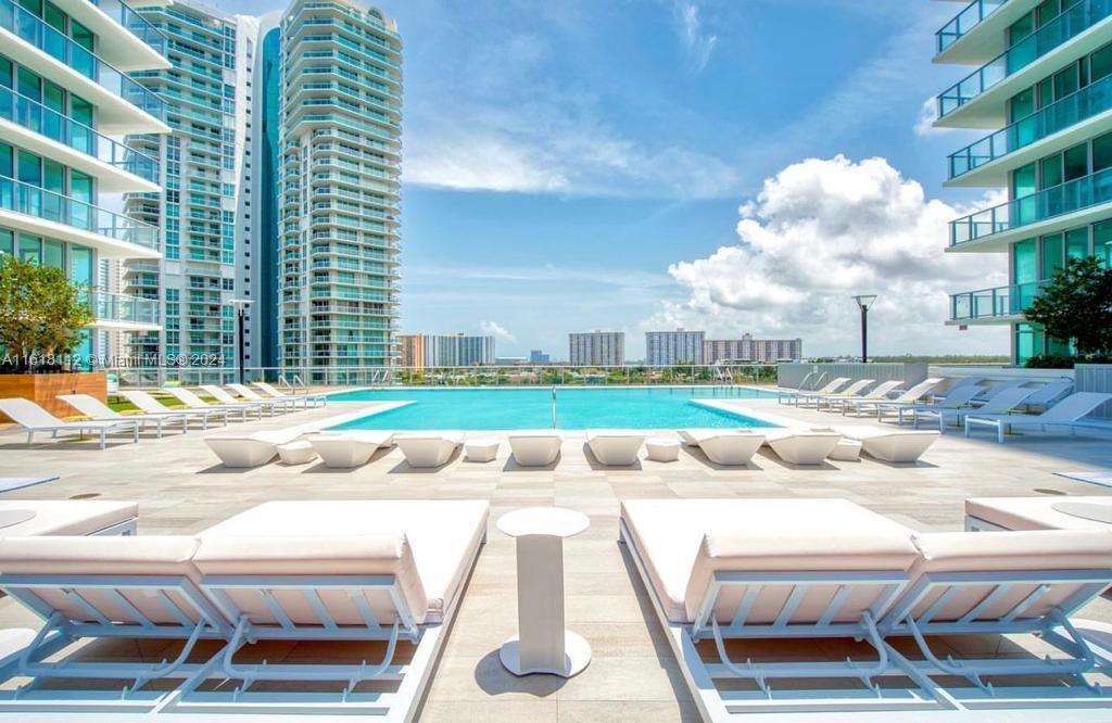 330 Sunny Isles Blvd 5-2404 Property Photo 42