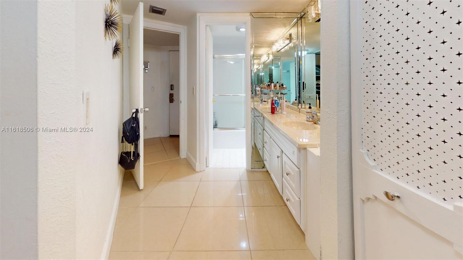 3301 N Country Club Dr 205 Property Photo 29