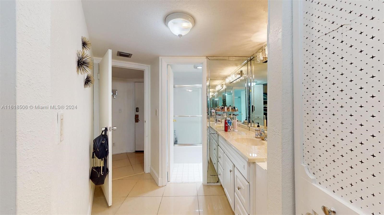 3301 N Country Club Dr 205 Property Photo 43