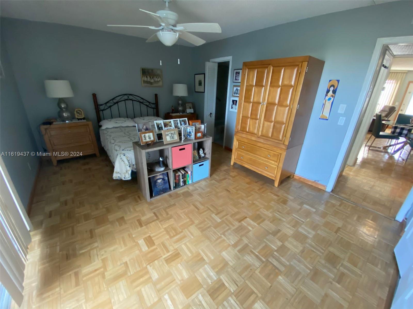 430 Southampton B 430 Property Photo 6