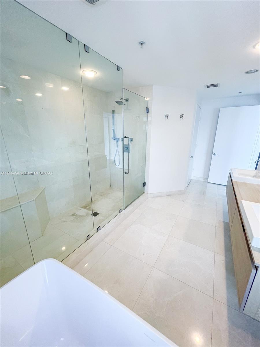 17301 Biscayne Blvd 1107 Property Photo 18