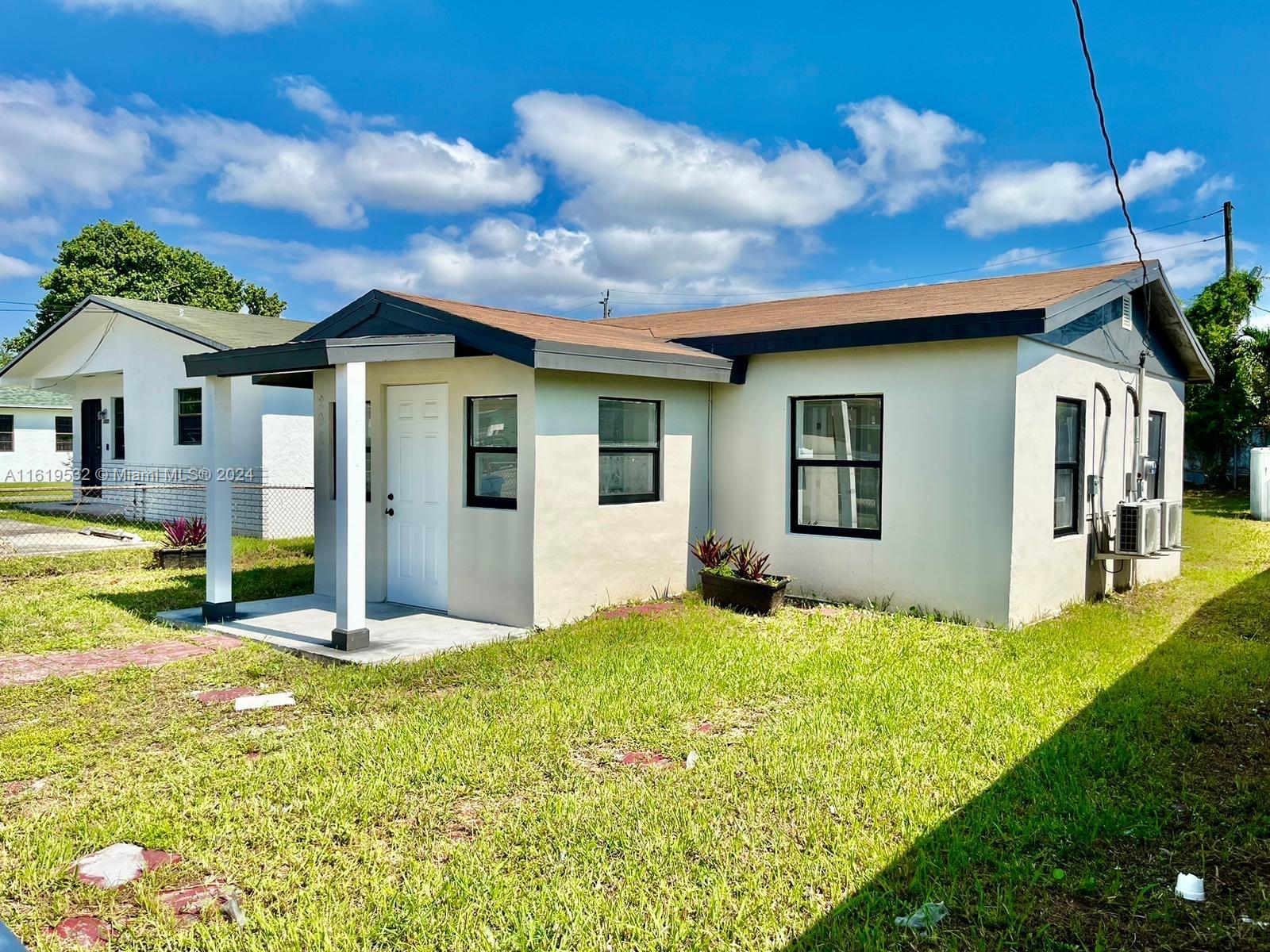 A11619532 Property Photo 1