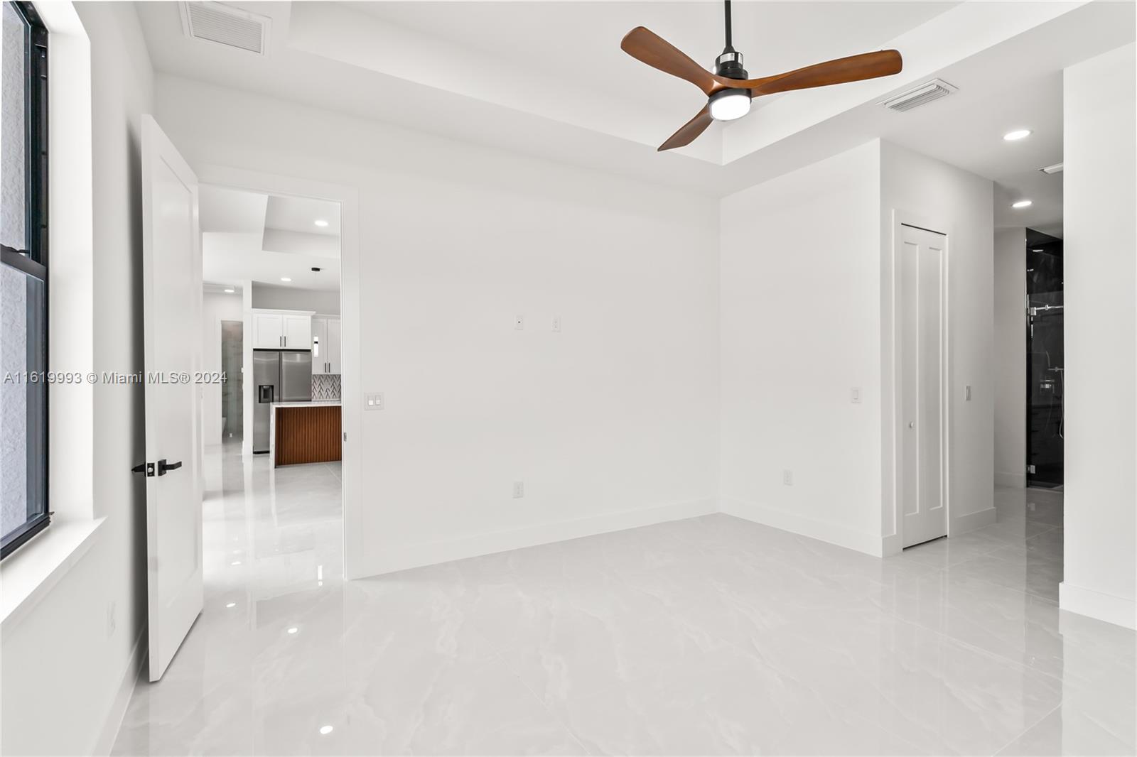 1809 Sw Trafalgar Pkwy Property Photo 10