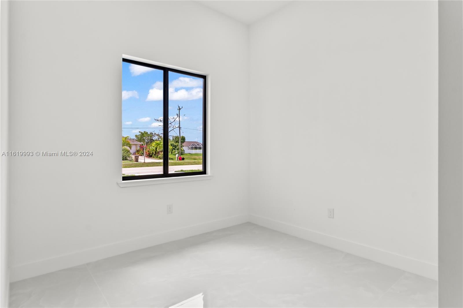 1809 Sw Trafalgar Pkwy Property Photo 15