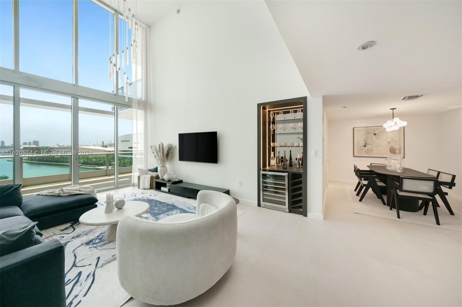 900 Biscayne Blvd 905 Property Photo 3