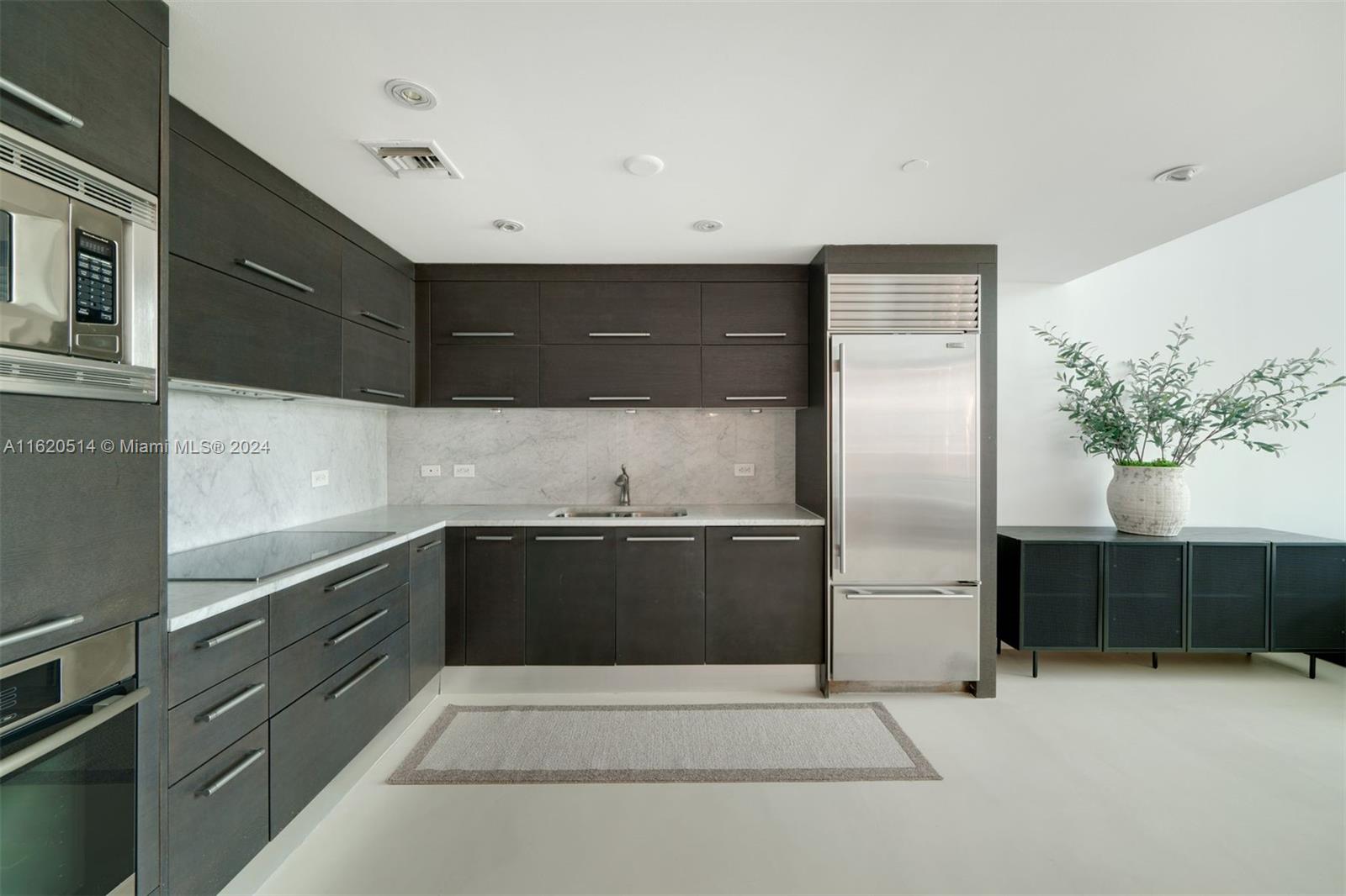 900 Biscayne Blvd 905 Property Photo 9
