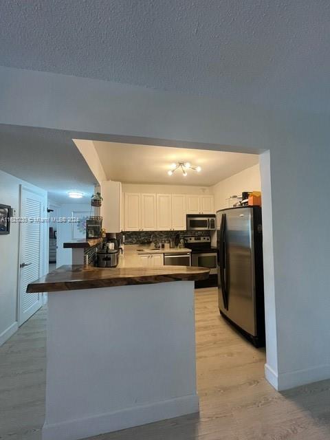 1455 N Treasure Dr 3h Property Photo 9