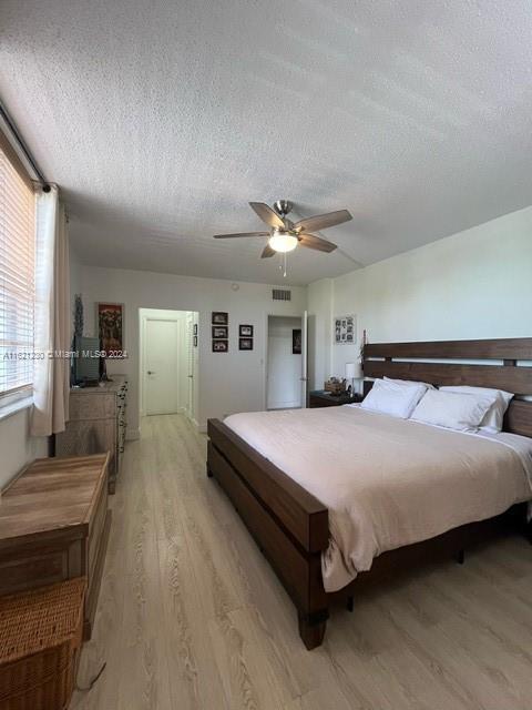 1455 N Treasure Dr 3h Property Photo 12