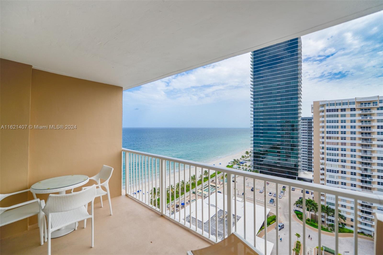 1950 S Ocean Dr 19g Property Photo 23