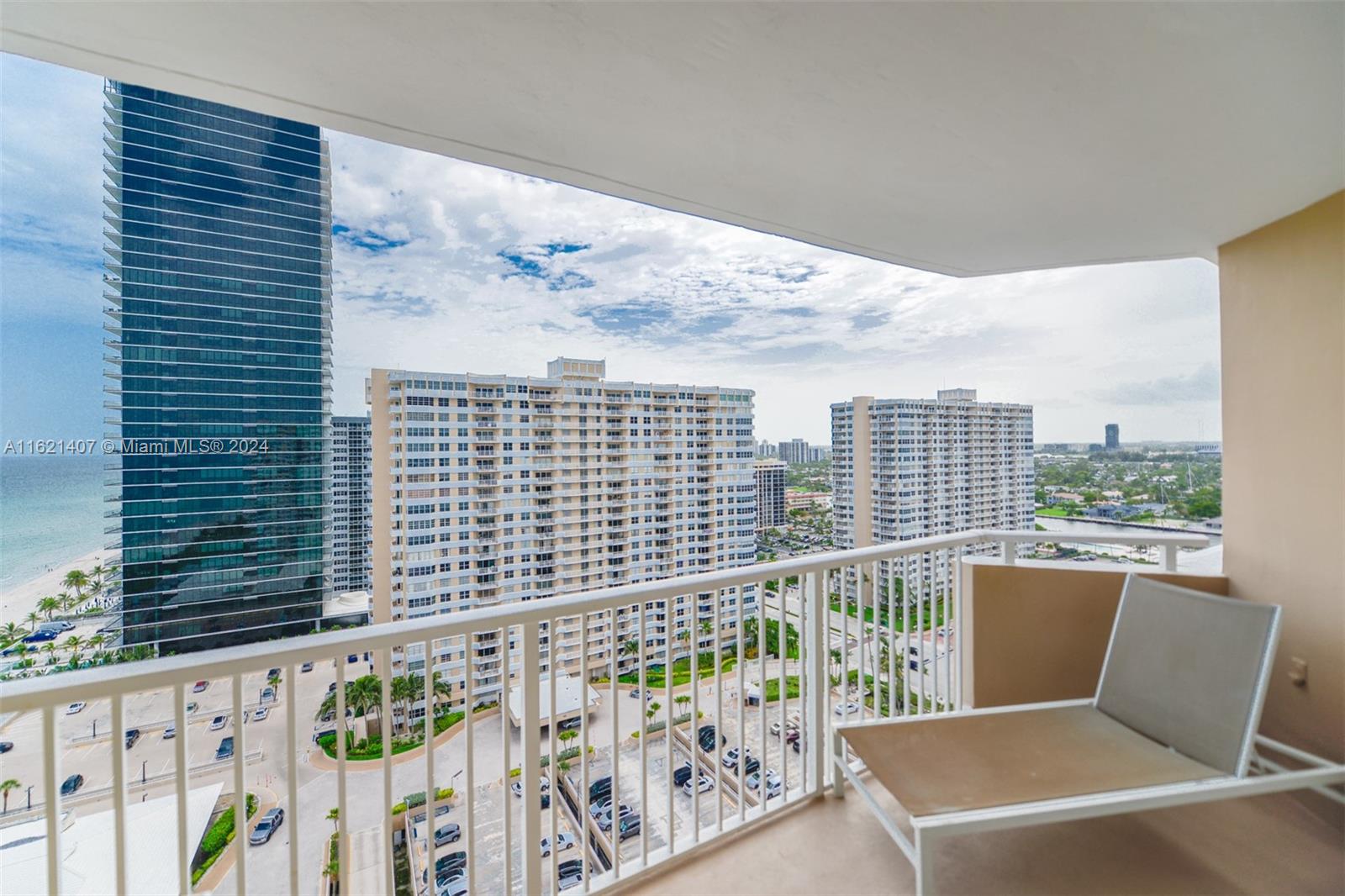1950 S Ocean Dr 19g Property Photo 24