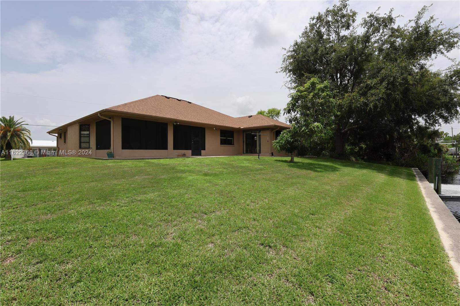 5173 Latham Terr Property Photo 29