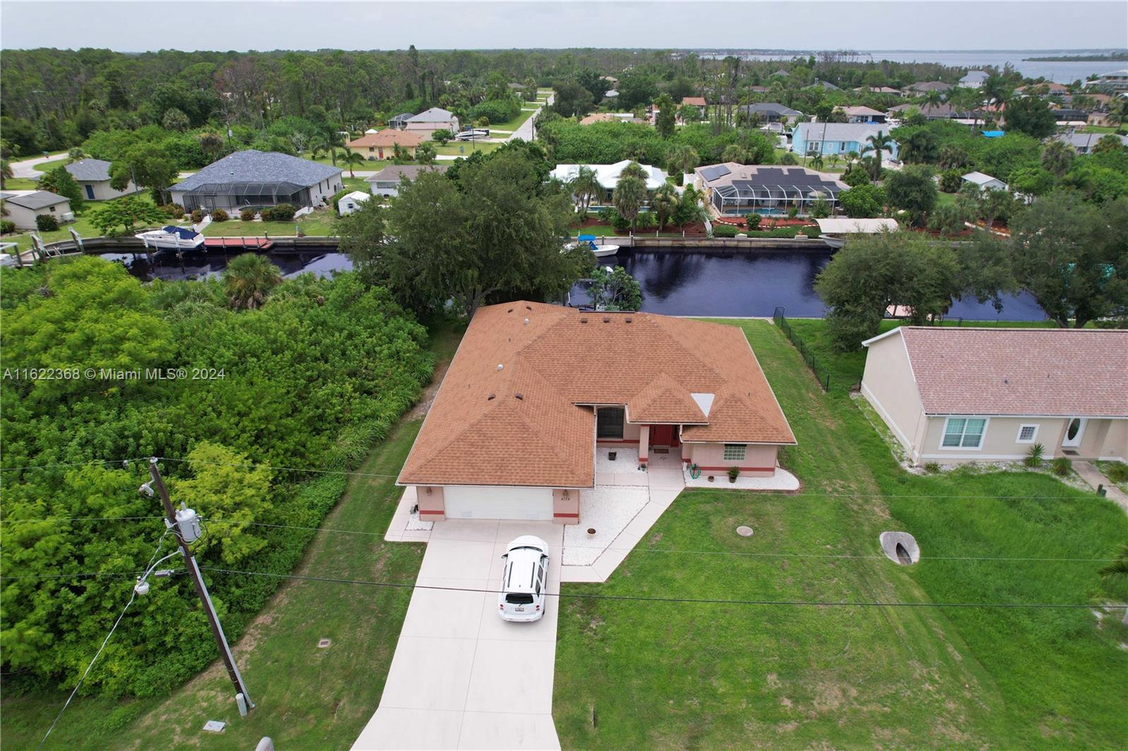 5173 Latham Terr Property Photo 34