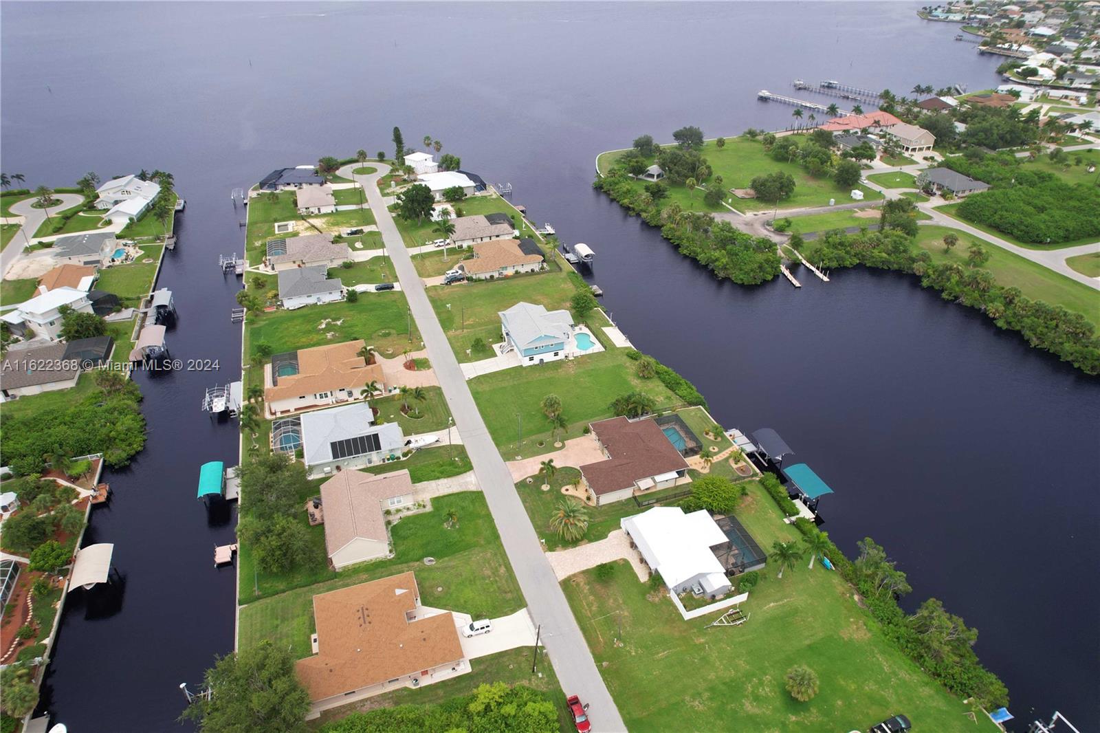 5173 Latham Terr Property Photo 39