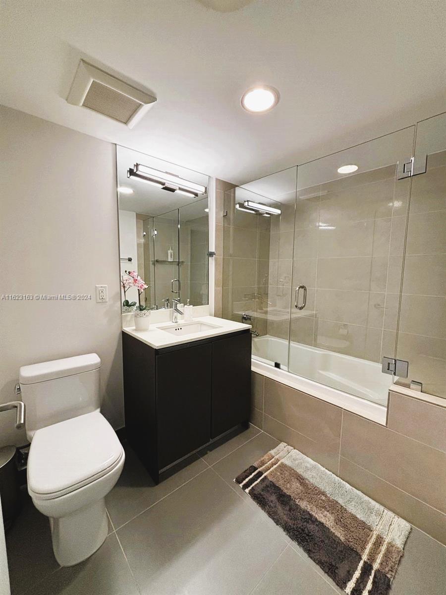 6620 Indian Creek Dr 509 Property Photo 29