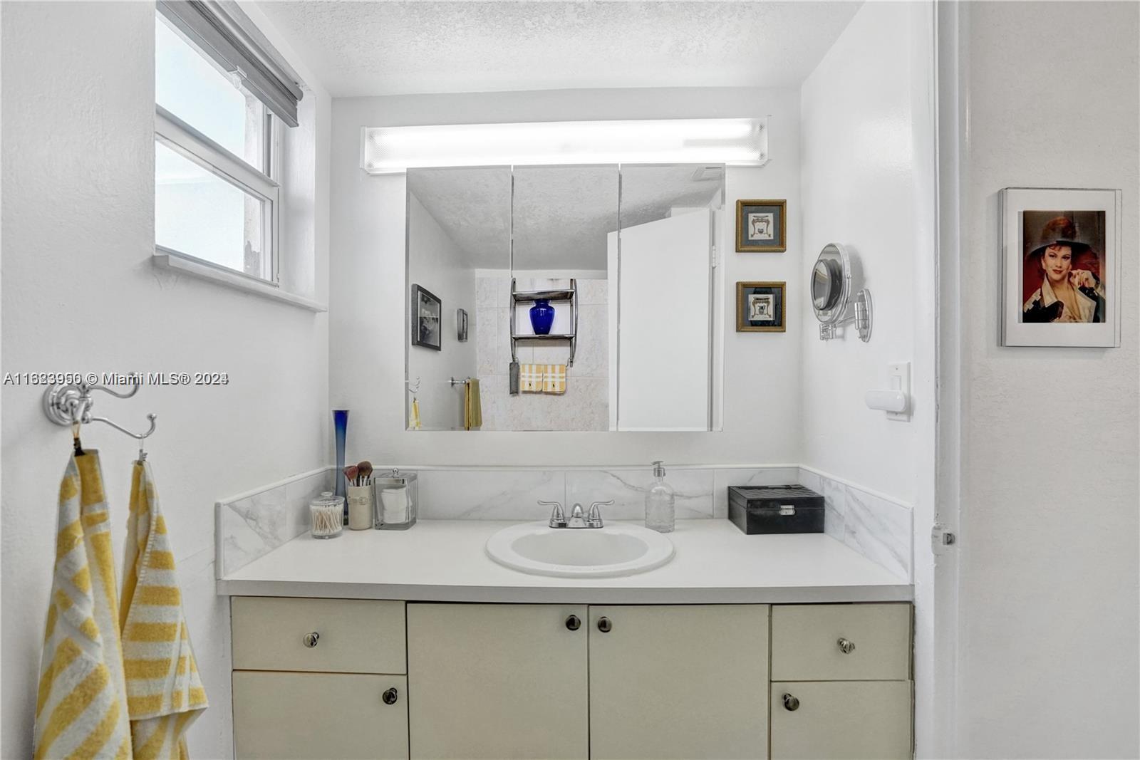 1000 Ne 191st St 21 Property Photo 16