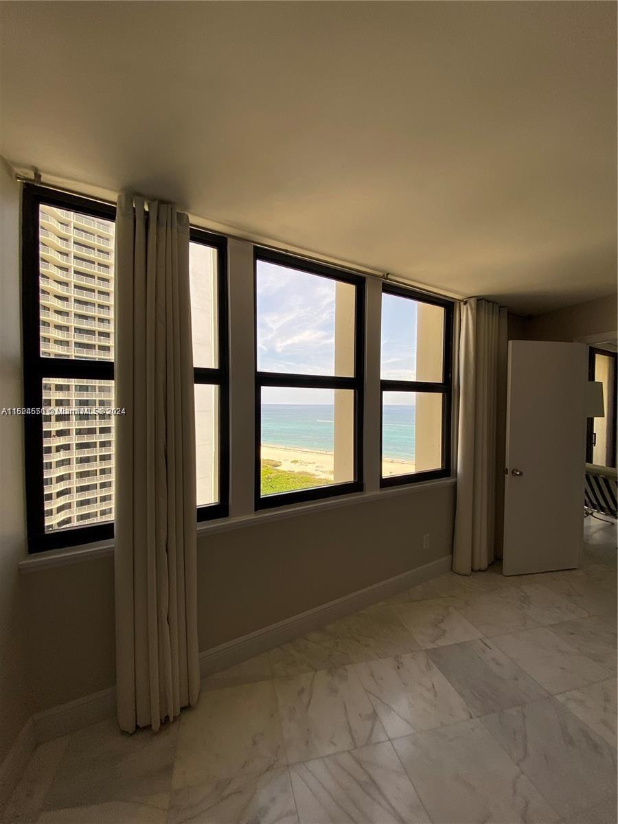 2800 N Ocean Dr B-15c Property Photo 17