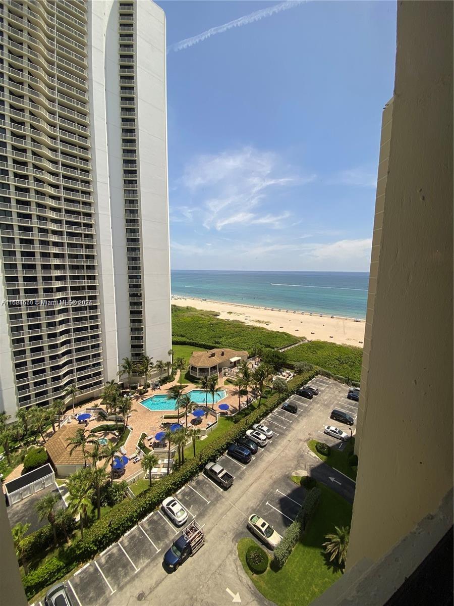 2800 N Ocean Dr B-15c Property Photo 26
