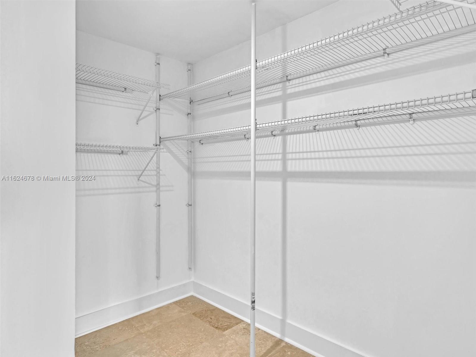 2500 Parkview Dr 2415 Property Photo 26