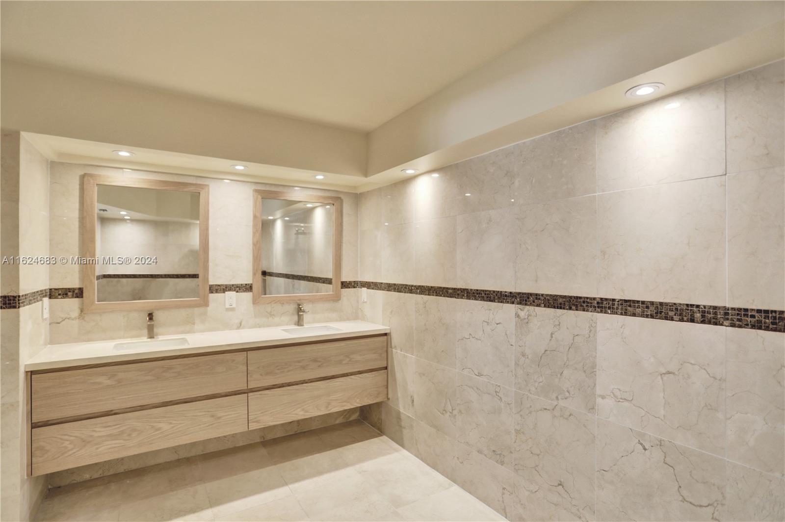 1111 Crandon Blvd A201 Property Photo 21