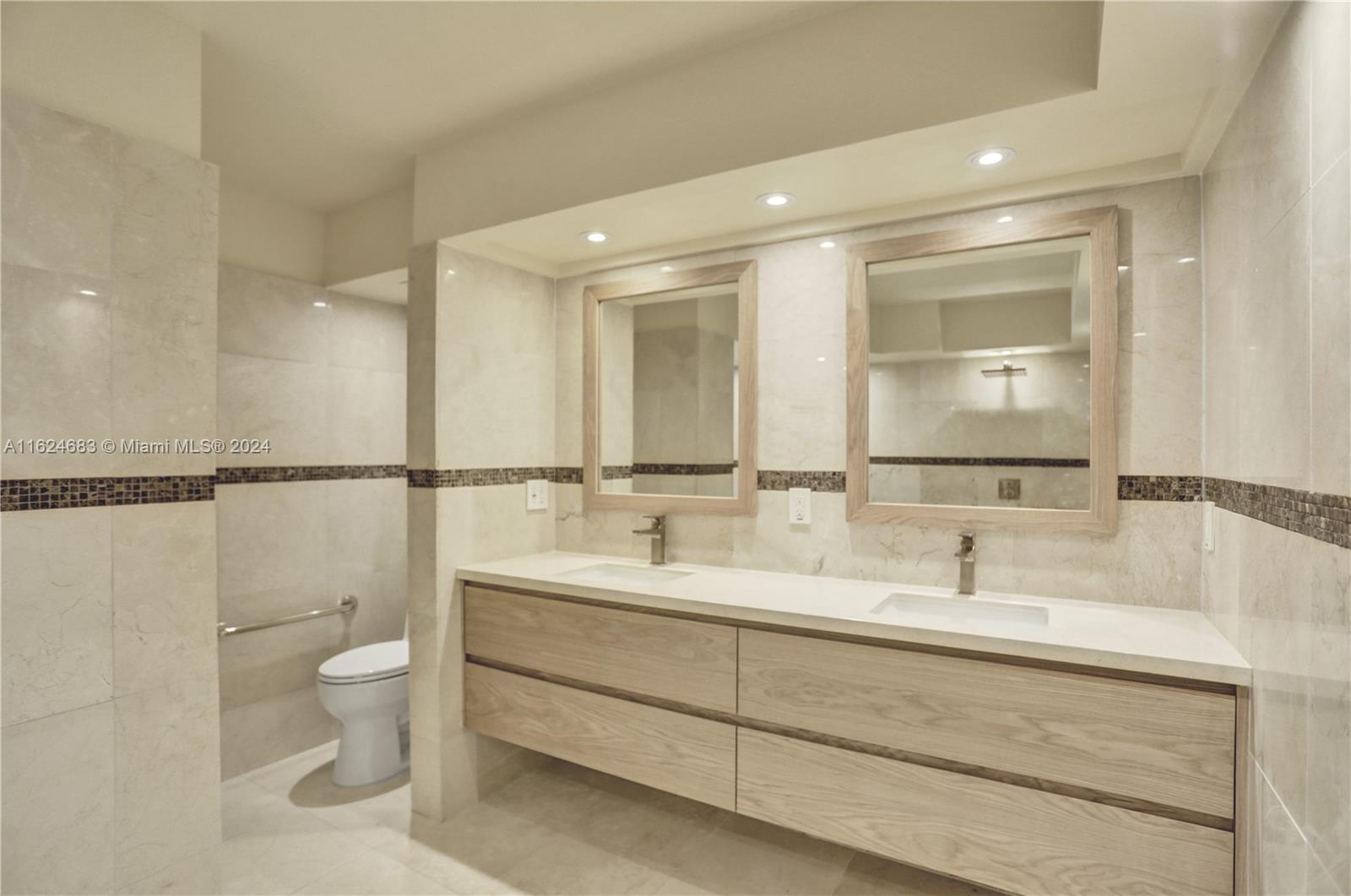 1111 Crandon Blvd A201 Property Photo 22
