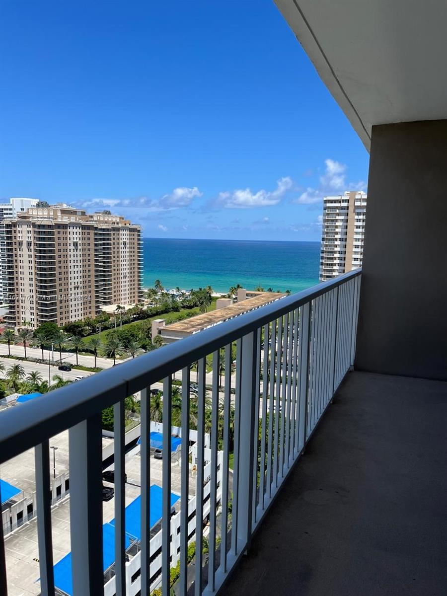 1965 S Ocean Dr 17a Property Photo 2