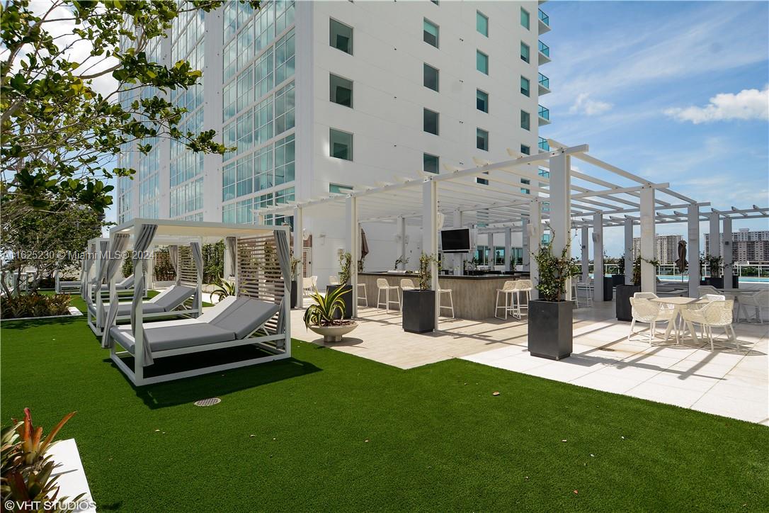 400 Sunny Isles Blvd 1803 Property Photo 19