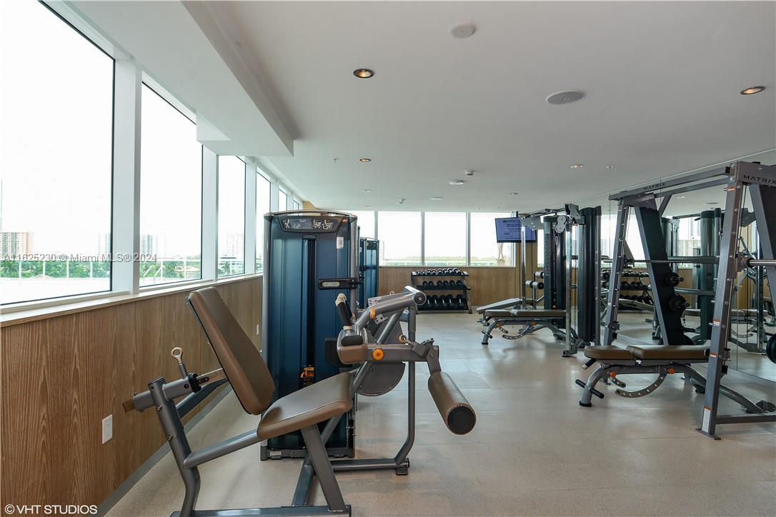 400 Sunny Isles Blvd 1803 Property Photo 21