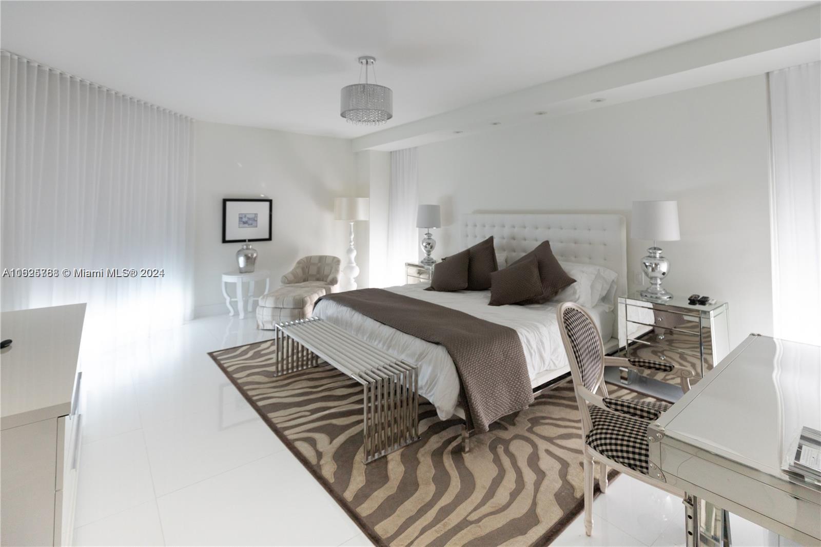2711 S Ocean Dr 2506 Property Photo 21