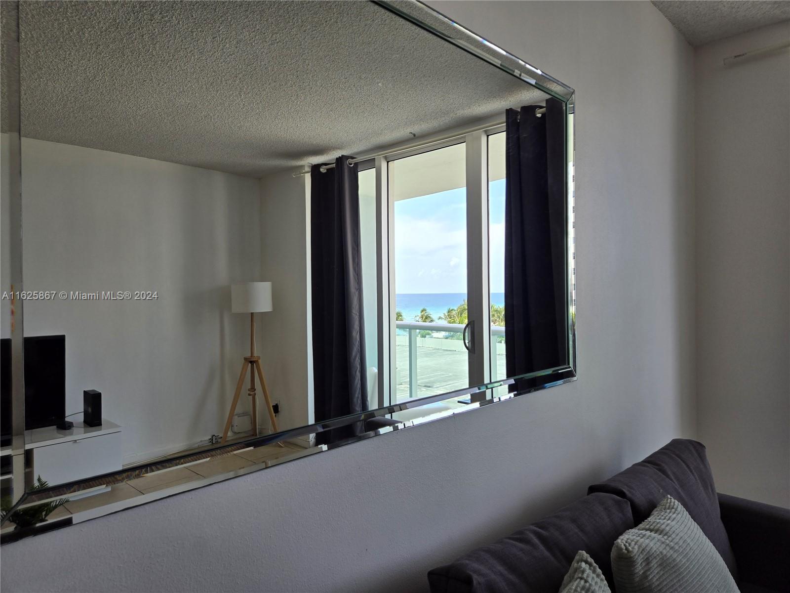3901 S Ocean Dr 5c Property Photo 6