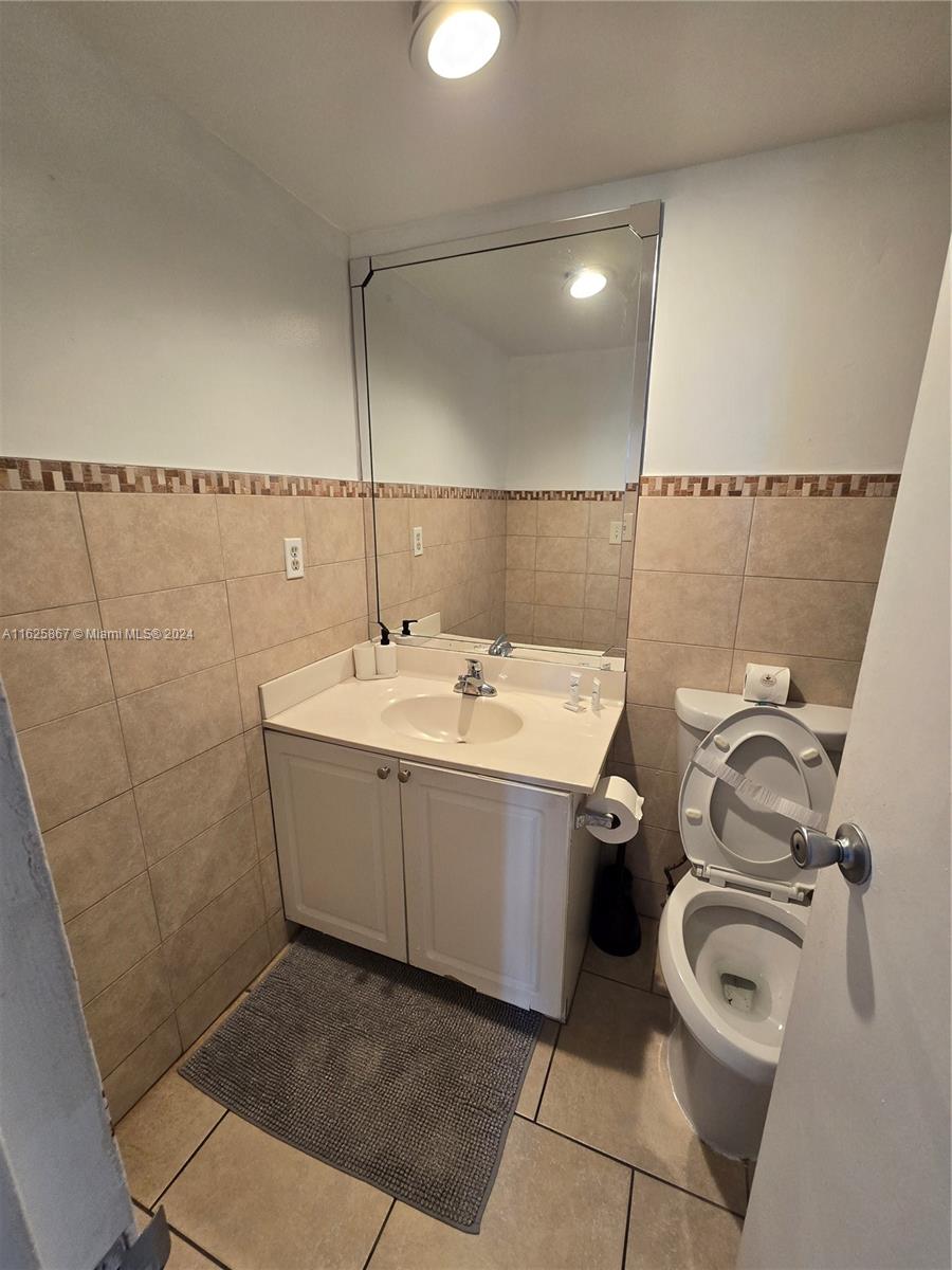 3901 S Ocean Dr 5c Property Photo 13
