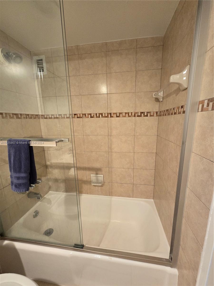 3901 S Ocean Dr 5c Property Photo 14
