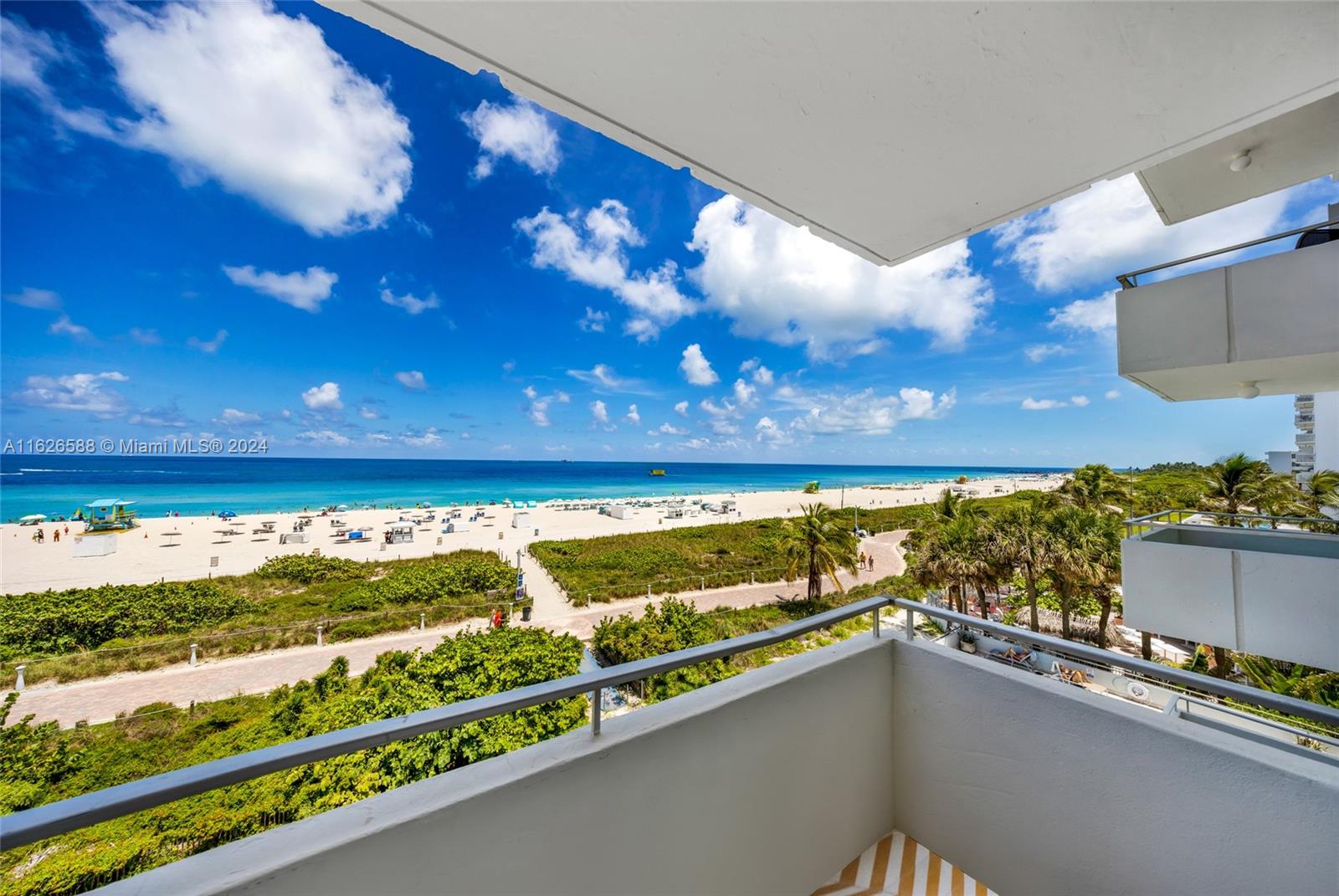 465 Ocean Dr 516 Property Photo 2