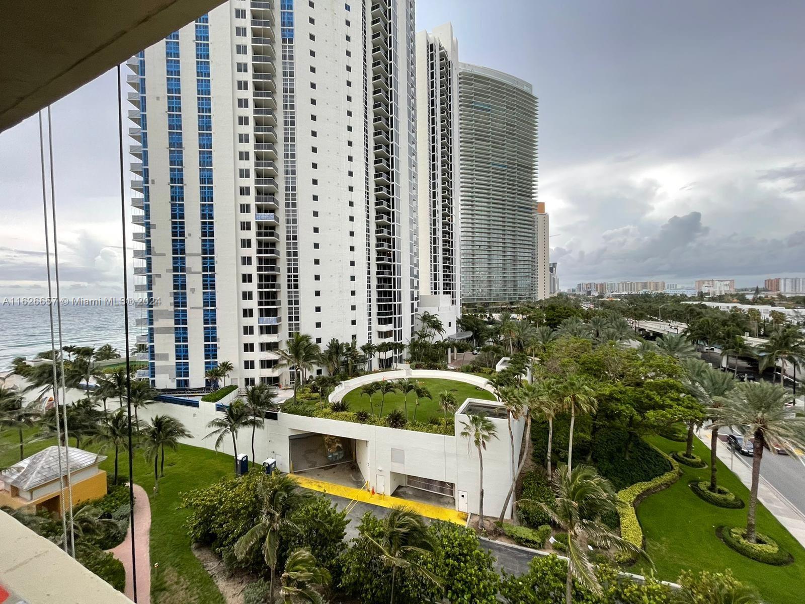 19201 Collins Ave 640 Property Photo 1