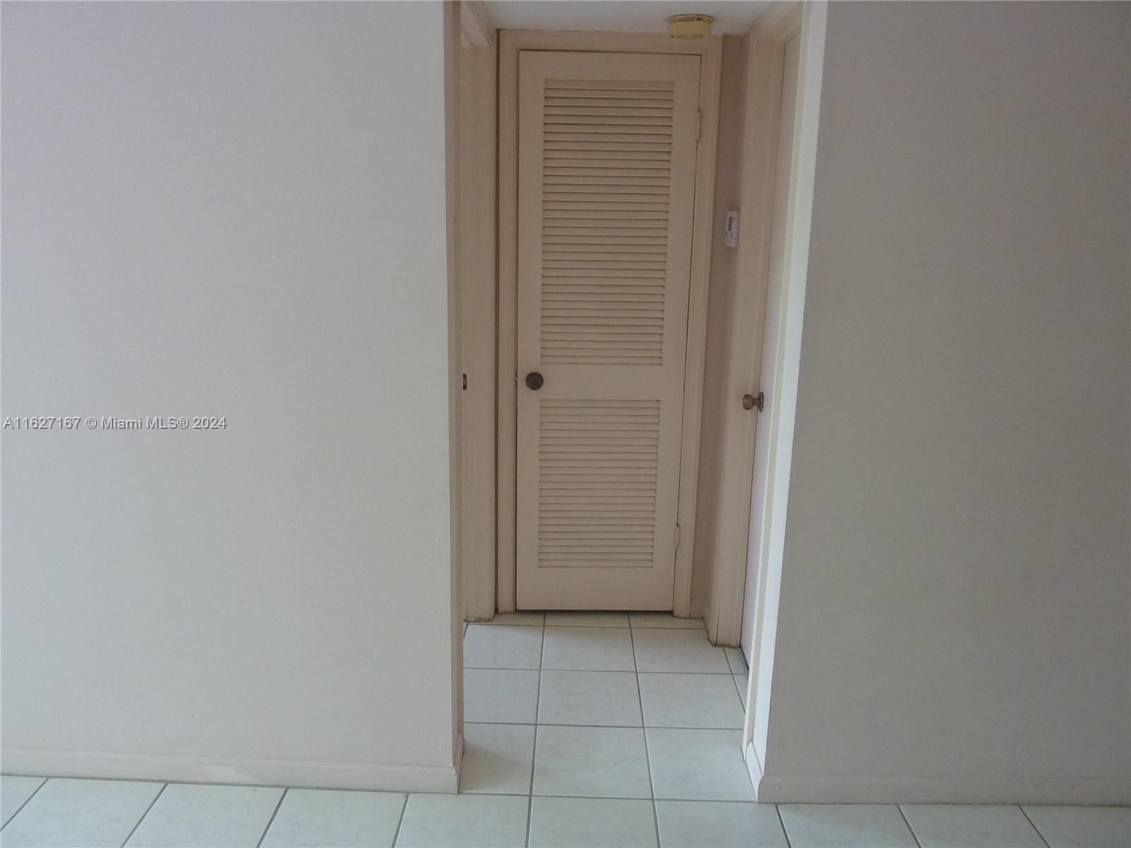 180 Cypress Club Dr 834 Property Photo 14